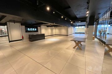 G09-G10 Merchants Quay Shopping Centre, Cork City, Cork — photo 3