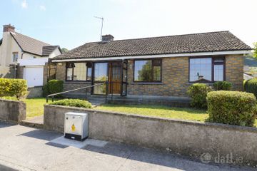 21 Woodland Heights, Carrickbeg, Carrick-on-Suir, Co. Tipperary, E32VF29 — photo 2
