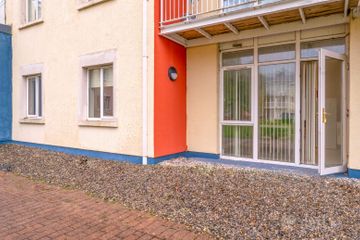 11 Block C, Hawthorn Village, Castlebar, Co. Mayo, F23TX67 — photo 2