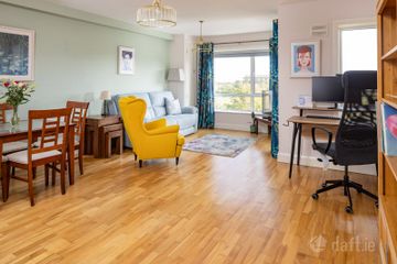 42 Cedar Square, Ridgewood, Swords, Co. Dublin, K67HT71 — photo 3