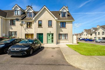 17 Whiteoaks, Clover Hill, Carrigaline, Co. Cork, P43CT82 — photo 2