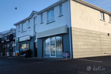Unit 1/2 ,Shona Court,Main Street,Newtowncunningham,Co. Donegal, Newtown Cunningham, Co. Donegal — photo 3