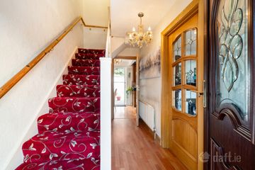 19 Mountain View Drive, Churchtown, Dublin 14, D14V327 — photo 2