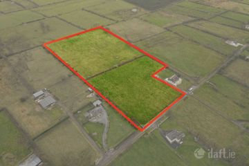 29.3 Acres (approx.) at Kilmurray, Castleplunket, Co. Roscommon — photo 2