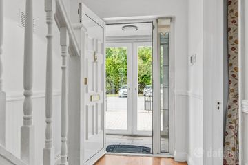 14 Woodlawn Crescent, Santry, Dublin 17, D17X959 — photo 3
