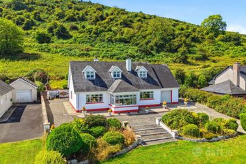 Mountain View, Bunavie, Pallasgreen, Co. Limerick, V94E3Y8
