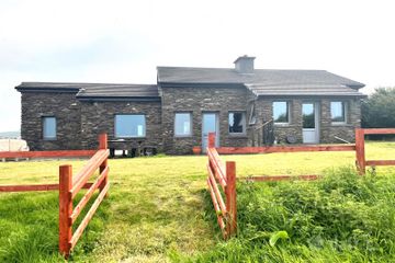 Ballineanig, Ballyferriter, Ballineanig, Co. Kerry, V92X229 — photo 2