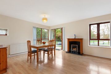 10 Temple Lawns, Northwood, Santry, D09DK68 — photo 2