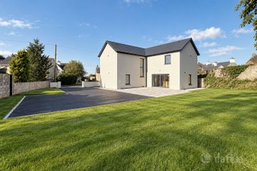 Heywood Manor,Castlecomer Road, Ballinakill. Co. Laois , Ballinakill, Co. Laois — photo 2