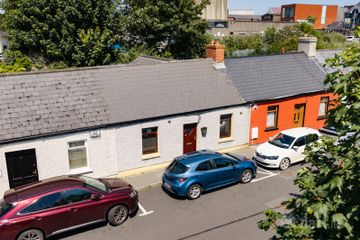10 Basin Street, Naas, Naas, Co. Kildare, W91F2CY — photo 2