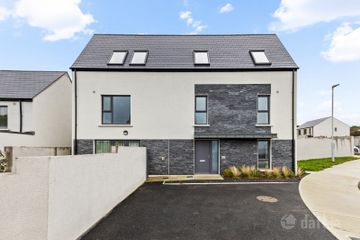 16 Carraig Mór, Wexford Town, Co. Wexford, Y35F2XV — photo 2