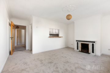4 Derrickbawn Court, Ballinteer Road, Ballinteer, Dublin 16, D16CC64 — photo 3