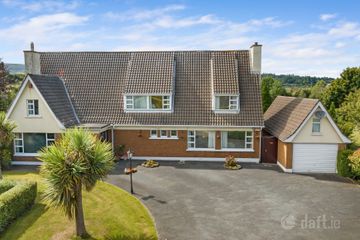 Carrabawn, 4 Sunnyhill Park, Cabinteely, Dublin 18, D18 H9W6