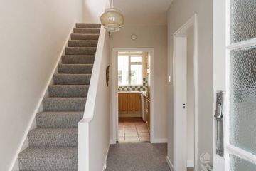 32 Dodder Park Road, Rathfarnham, Dublin 14, D14AX96 — photo 2