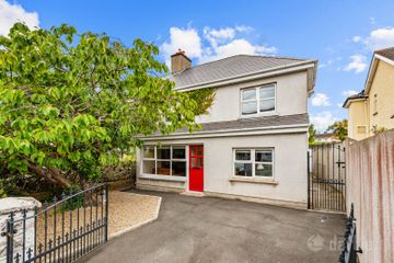 1 Stepaside Villas, Stepaside, D18 R9Y3