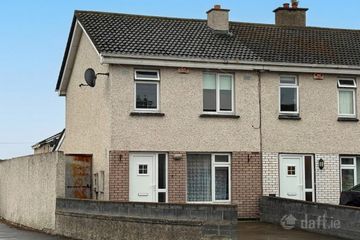 44 & 44A  Shancastle Crescent, Clondalkin, Dublin 22 — photo 3