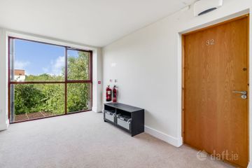 32 Castlegate Way, Adamstown Castle, Adamstown, Co. Dublin, K78F0Y3 — photo 2