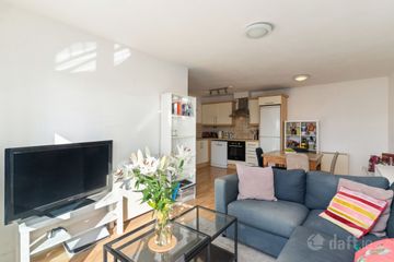 79 Shelbourne Park Apartments, South Lotts Road, Ringsend, Dublin 4, D04 F516 — photo 3