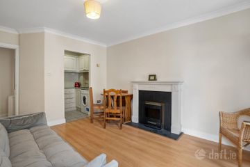 Apartment 51, Newmarket Square, Christchurch, Dublin 8, D08V59W — photo 3