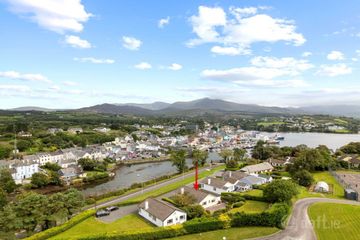 8 Cametringane Woods, Castletownbere, Co. Cork, P75NH58 — photo 2