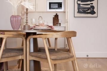 Similar Apartment 
