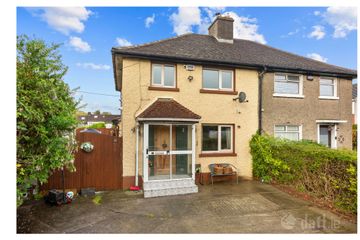 1 St Maelruans Park, Tallaght, Dublin 24, D24 E8K6