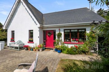 6 The Village, Ballymoney, Ballymoney, Co. Wexford, Y25RD73