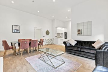 15 Hanover Court, Grand Canal Dock, Dublin 2, D02PW99 — photo 3