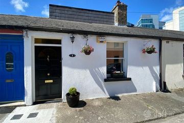 3 Emerald Cottages, Off Grand Canal Street, Dublin 4, D04 Y3C9
