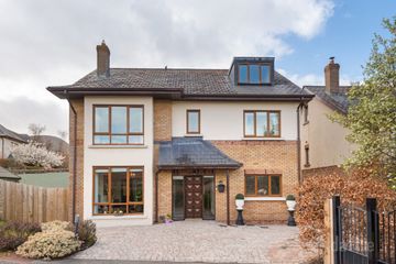 15 Rocky Valley Crescent, Kilmacanogue, Co. Wicklow, A98 PK49 — photo 2