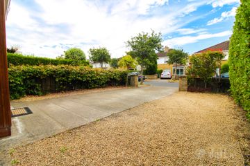 3 Woodstown Lane, Knocklyon, Dublin 16, D16AP96 — photo 3