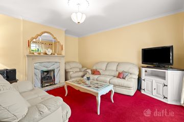 32 Delaford Drive, Knocklyon, Dublin 16, D16C9Y2 — photo 3