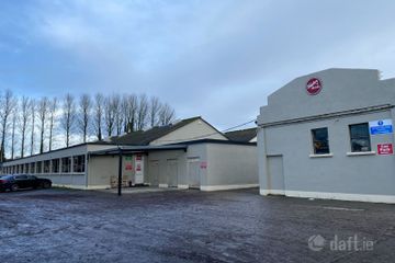 Industrial Premises on Site of 3.68 Acres Railway Road, Templemore, Co. Tipperary, E41DP97 — photo 2