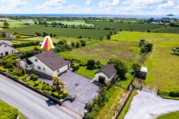 Moanroe, Garryvoe, Co. Cork, P25E935