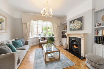 19 Marine Drive, Sandymount, Dublin 4, D04 X781 — photo 3