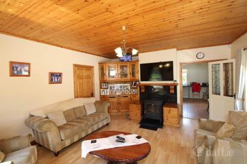 Grenanstown, Toomevara, Nenagh, Co. Tipperary, E45EW84 — photo 3