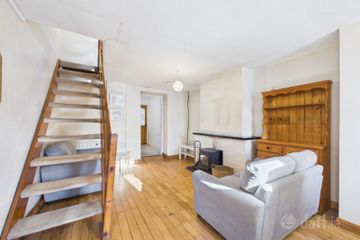 35 Roanmore Terrace, Cannon Street, Waterford City Centre, Co. Waterford, X91X7XP — photo 3
