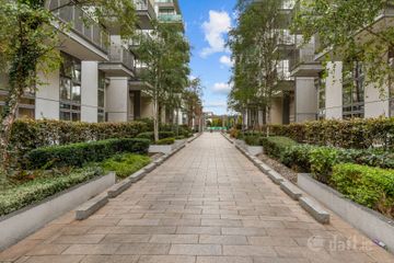 Apartment 13, Kirkpatrick House, Spencer Dock, Dublin 1, D01PK53