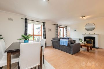 Apartment 174, Temple Gardens, Northwood, Santry, Dublin 9, D09K658 — photo 2