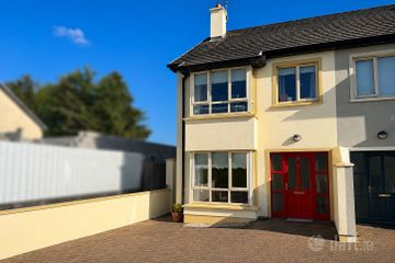 15 Beechpark, Claremount, Claremorris, Co. Mayo — photo 2