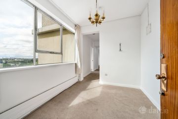 101 Ardoyne House, Pembroke Park, Dublin 4, D04PX40 — photo 2