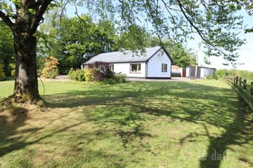 152 Clones Road, Carrigans, Newtownbutler, Co. Fermanagh — photo 3