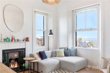 Top Floor Apartment, 1 Eaton Square, Monkstown, Co. Dublin, A94 XP27 — photo 3
