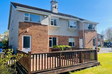 14 Bridge Court, Bridge Street, Ballinasloe, Co. Galway, H53TE29 — photo 3