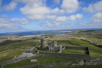 Old Lighthouse, Inis Mór, Aran Islands, Co. Galway — photo 2