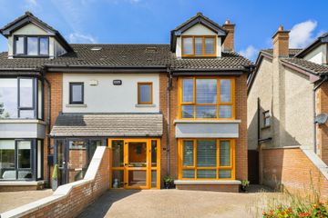 3 Broadfield Drive, Broadfield Manor, Rathcoole, Co. Dublin — photo 2
