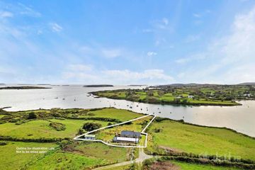 Rossbrin Cove, Cappaghglass, Schull, Co Cork, P81CP80