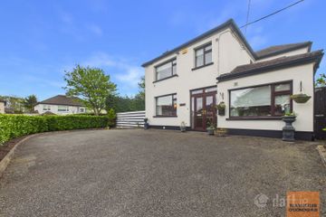 Woodview House, 74 Woodview Grove, Blanchardstown, Dublin 15, D15YTP0 — photo 3