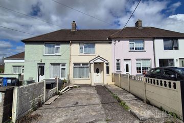29 Greenmount Crescent, The Lough, Co. Cork, T12FCW6 — photo 2