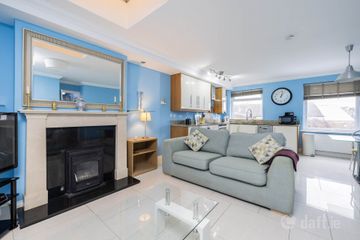 Apt 3 Newpark Centre, Blackrock, Co. Dublin, A94WK72 — photo 2